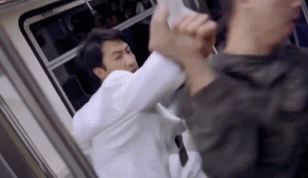 陈小春地铁打架吃瓜群众