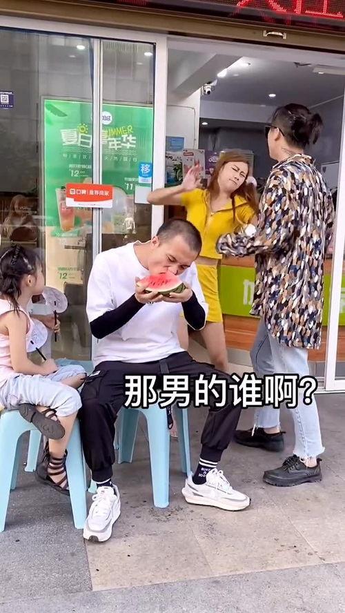 吃瓜群众情侣照图片,吃瓜群众情侣照里的浪漫时光